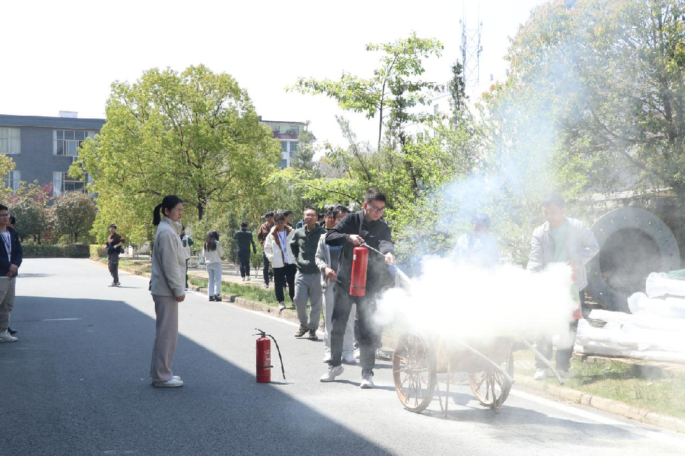 憶源科技開展消防安全實戰(zhàn)演練?